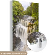 MuchoWow® Glasschilderij 80x120 cm - Schilderij acrylglas - Woest watervallen in de rivieren in het Engelse Nationaal park Brecon Beacons - Foto op glas - Schilderijen