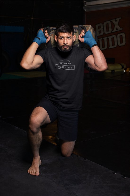 Chemise - Always courir - Wurban Wear | Chemise drôle | Fitness | T-shirt unisexe | Motivation | Poids | Yoga | Sac de sport | Tapis de yoga | Noir