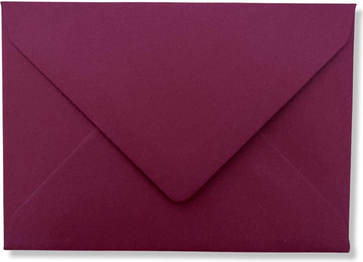 Cards & Crafts 50 Luxe Enveloppen - C7 - Bordeaux Rood - 8,1x11,4cm - 120 grams - Geschikt voor A7