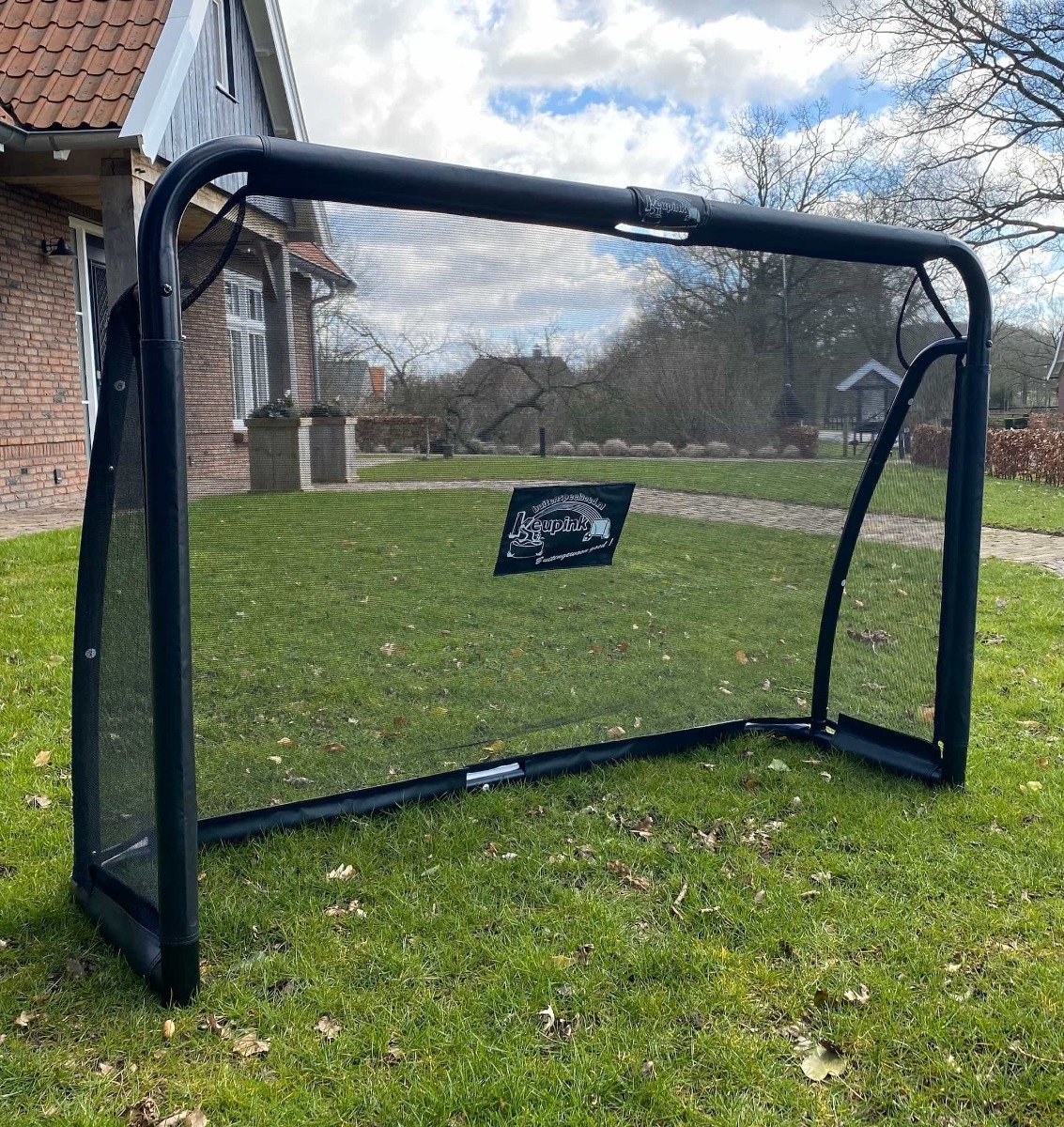 Buitenspeelgoed Keupink - Stalen voetbaldoel - 180x120x60 cm BK Champ - Zwart - Voetbalgoal groot - Inclusief schietnet