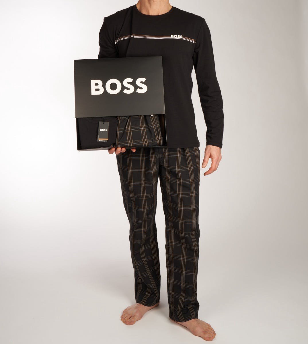 zuur B.C. tieners HUGO BOSS Urban Long Set - heren pyjamaset - zwart met geruite broek -  Maat: S | bol.com