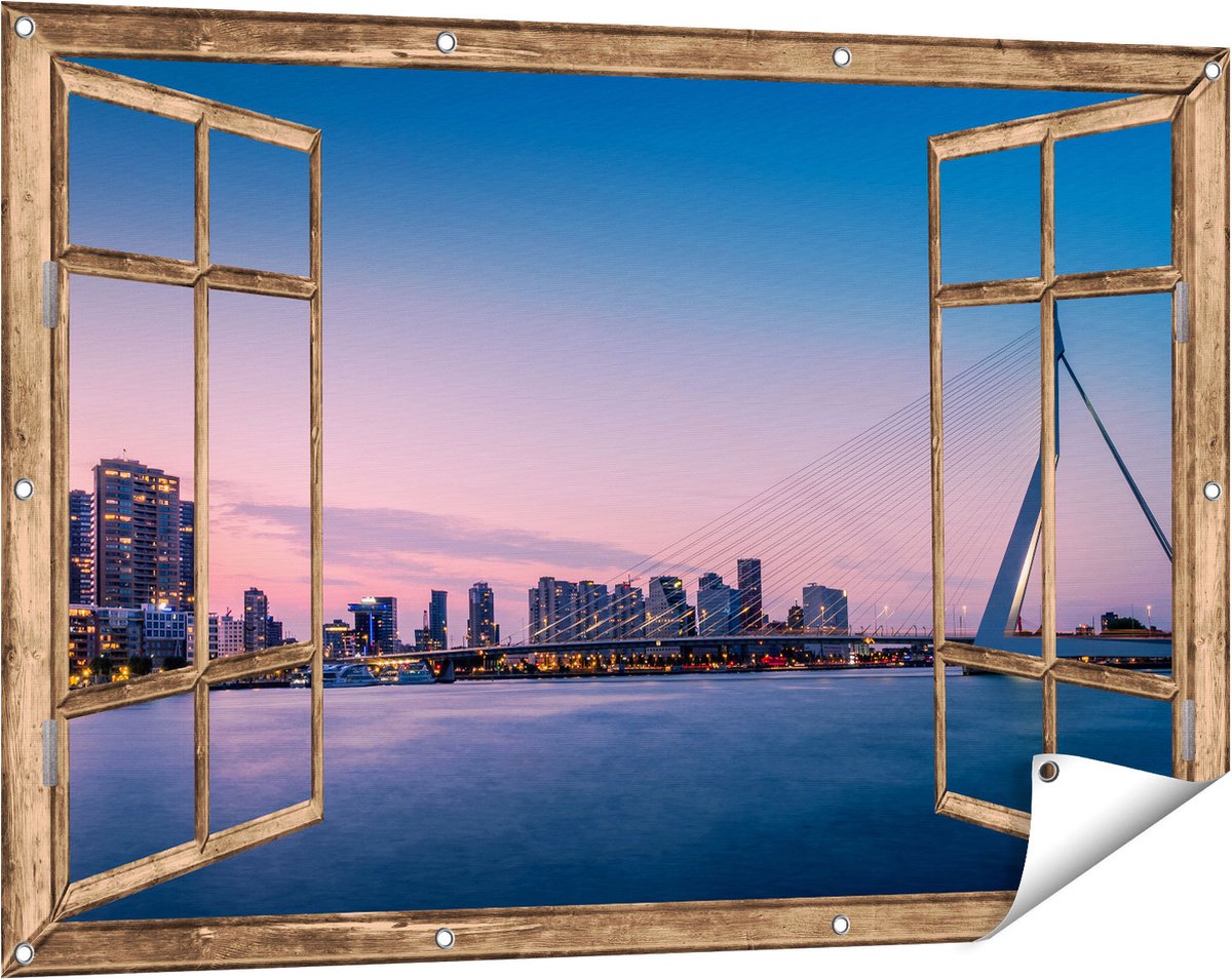 Gards Tuinposter Doorkijk Erasmusbrug in Rotterdam met Zonsondergang - 120x80 cm - Tuindoek - Tuindecoratie - Wanddecoratie buiten - Tuinschilderij licht bruin