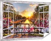 Gards Tuinposter Doorkijk Amsterdamse Brug met Zonsopgang - 150x100 cm - Tuindoek - Tuindecoratie - Wanddecoratie buiten - Tuinschilderij