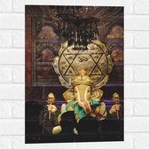 Muursticker - Ganesha Beeld in Hindoeïstische Tempel - 40x60 cm Foto op Muursticker
