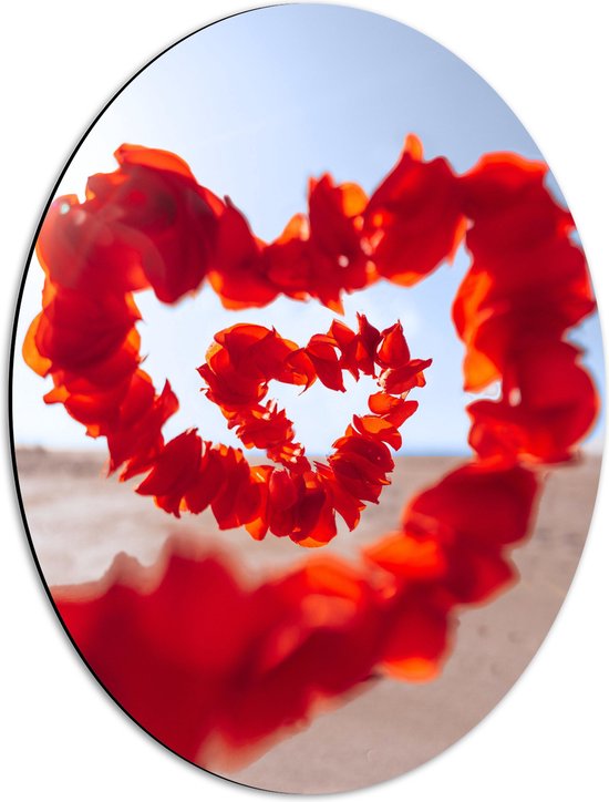 Dibond Ovaal - Hart Gevormd van Rode Bloemblaadjes - 42x56 cm Foto op Ovaal (Met Ophangsysteem)
