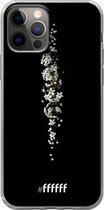 6F hoesje - geschikt voor iPhone 12 Pro - Transparant TPU Case - White flowers in the dark #ffffff