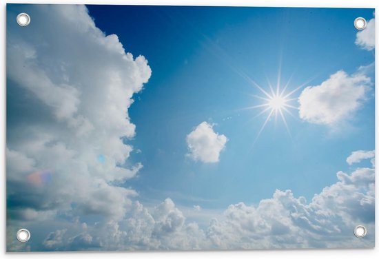 Tuinposter – Blauwe Lucht met Wolken en Zon - 60x40cm Foto op Tuinposter  (wanddecoratie voor buiten en binnen)