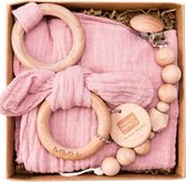 Babycadeaus - Baby cadeau meisje - baby cadeau jongen - kraamcadeau - kraampakket - Geboortegeschenk - babyshower cadeau - geboorte cadeaubox - baby slabbetje, houten ring, bijtring, armband 