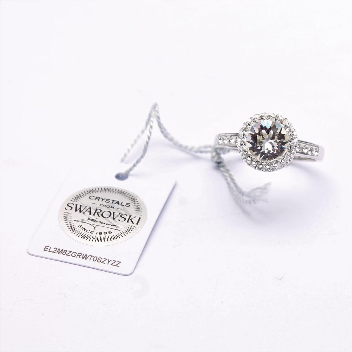 Valentijnsactie! Ring met Swarovski steen - ronde steen - 925 sterling zilver - voorzien van Swarovski certificaat - ringmaat 19,5