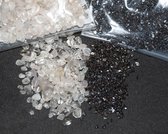 Bergkristal en hematiet set voor het op-en ontladen van uw edelstenen. 100 gram van ieder.
