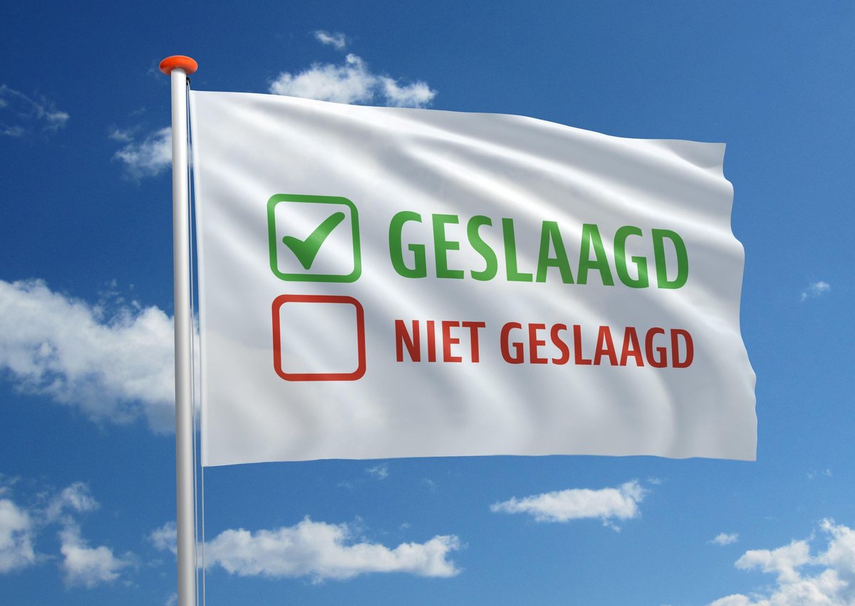 Geslaagdvlag: 'Geslaagd - Niet geslaagd' - 100x150 cm