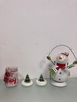 decoratief kerst setje met kaarsjes en decoratief beeld - set van 4 stuks