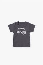 Toys before boys T-shirt Grey – maat 68