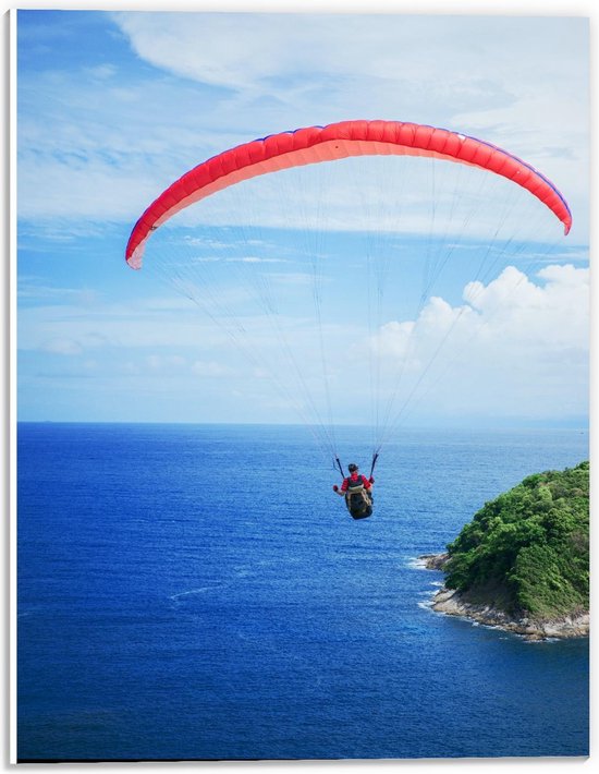 Forex - Parasailen boven Bergen en Zee - 30x40cm Foto op Forex