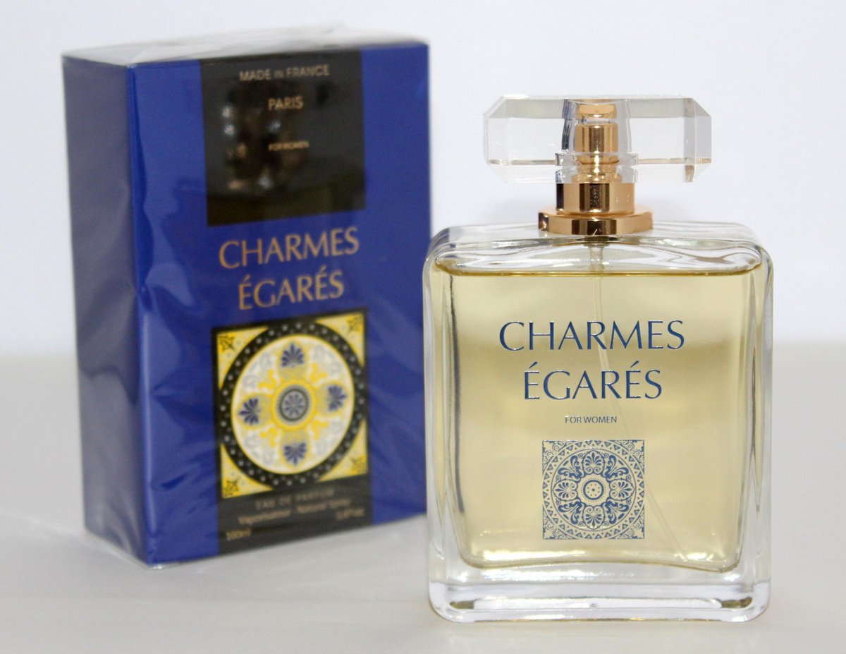Goedkoopste Charmes Egares een heerlijke zachte Franse oriëntaalse geur voor dames met Cederhout, Patchoeli.