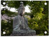 Tuinposter – Boeddha bij Bomen - 40x30cm Foto op Tuinposter  (wanddecoratie voor buiten en binnen)