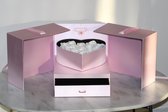 Flowerbox met Zeep Rozen - Giftbox - Valentijn - Moederdag - Roze Box met Witte Zeep Rozen