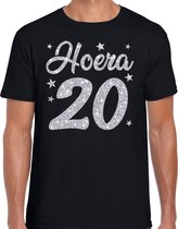 Hoera 20 jaar verjaardag / jubileum cadeau t-shirt - zilver glitter op zwart - heren - cadeau shirt 2XL