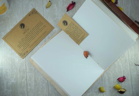 Buff Plain Diary Fait à la main pour les étudiants Croquis de voyage au Office - 5 x 7 pouces