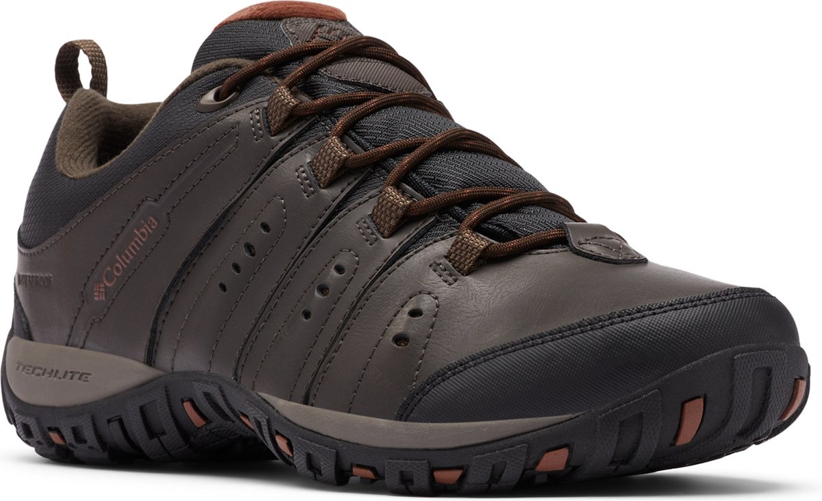 Columbia WOODBURN II WATERPROOF Heren Wandelschoenen Cordovan Cordovan, Cinnamon 2025