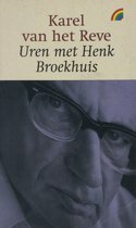Boek kaft met portret van een man met bril, tekst 'Karel van het Reve Uren met Henk Broekhuis'. Rechtsboven een regenboog.