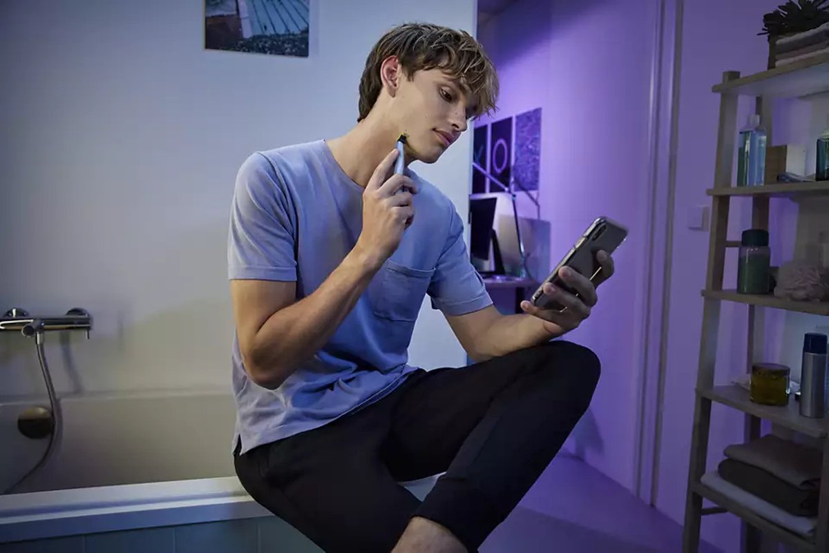 Philips OneBlade First Shave QP1324/20 - Scheerapparaat - Voor de eerste scheerbeurt thumbnail 5