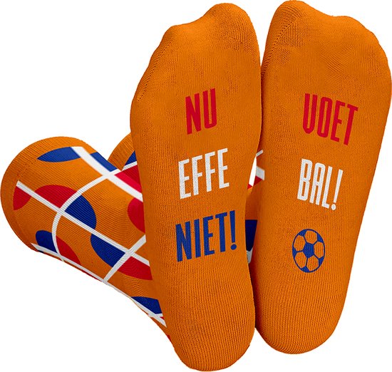 Silly Soles - Grappige Sokken Voetbal WK 2026 Oranje Cadeau - One Size Sokken met Tekst - Grappige Cadeaus voor Mannen & Dames - Verjaardag cadeau man en vrouw Socks - Geschenk Heren, Vader, Papa, Cadeautjes - Nederlandse vlag