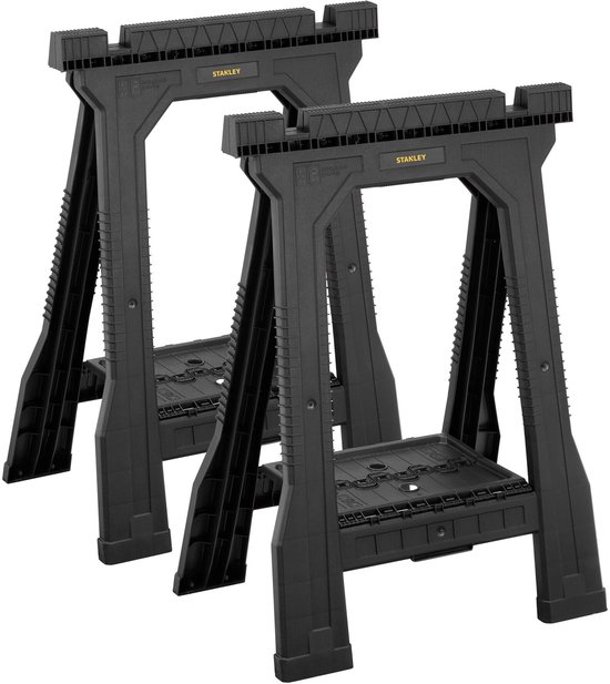 Twee zwarte Stanley zaagbokken met een stabiele A-frame constructie.