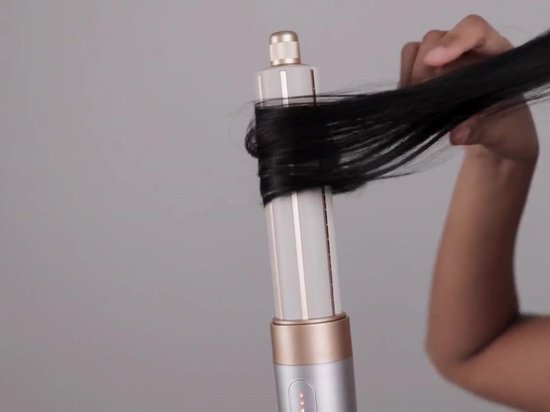 Sinfdoshni qanday sikish kerak Dadam qizini jinsiy aloqa videosi bilan jazoladi.