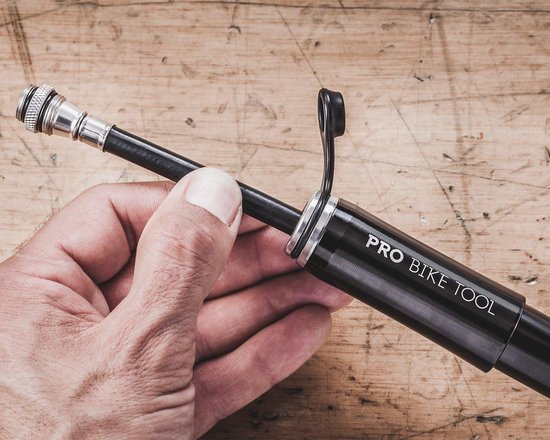 Vogue Superior 3 Deluxe - Matt Black kopen? - Ruimte voor 4 kinderen, Ananda M81 middenmotor 80 Nm, Shimano Nexus 8 versnellingen, 540 Wh accu, Hydraulische schijfremmen, Gratis kussenset en regenhuif
