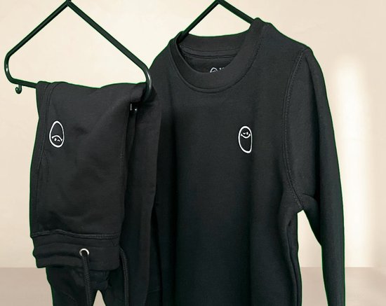 T.O.F.S. Nosy Zwarte Kindersweater Maat 98-104