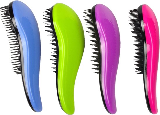 Vier gekleurde haarborstels met zwarte borstelharen: blauw, groen, paars en roze. Ergonomisch handvat.