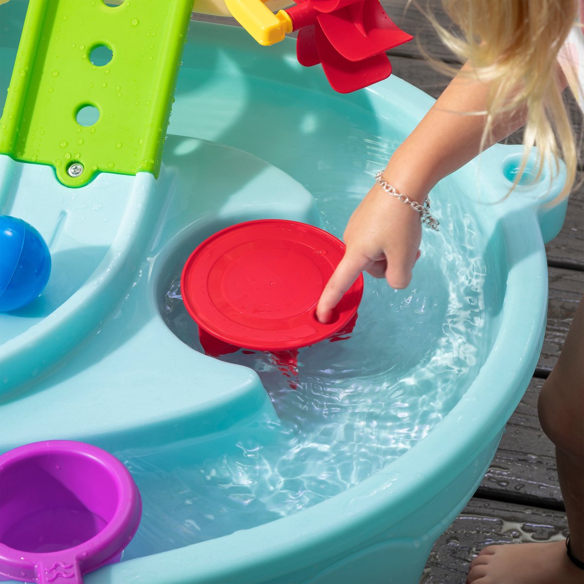 Step2 Ball Buddies Watertafel voor kinderen met ballen - Kinder speelgoed van kunststof met 23 accessoires incl. ballen - Speelgoed activiteitentafel voor binnen of buiten / tuin — afbeelding 11