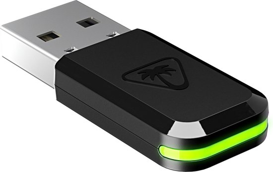 Zwarte USB-dongle met Turtle Beach logo en een groene oplichtende ring.