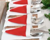 Luxe kerst Bestekhouder | 13 cm | Rood | Wit | kerstmuts| Kerst tafel decoratie | Kerst | 2 stuks | Kadotip