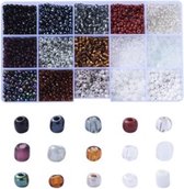 4mm rocailles in handige opbergdoos | Wit, zwart, bruin en grijstinten | 15 kleuren van 12 gram