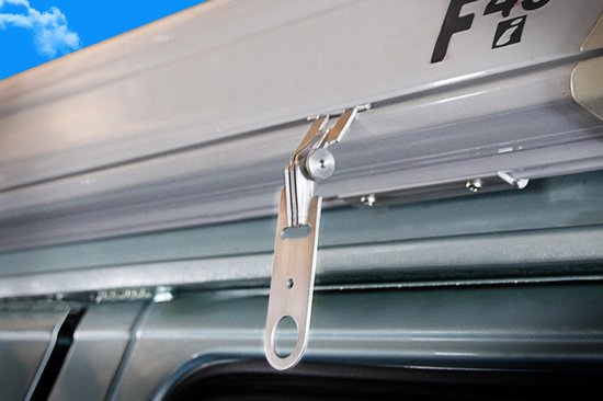 MUFU Ophanghaken Voor Aan de Luifel Van Camper, Caravan en Camperbus - RVS - Zilvergrijs - 2 Haken van MUFU — afbeelding 2