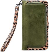 Mobilize - Geschikt voor - iPhone 8 Plus Hoesje - Uitneembare Gelly Wallet Case Luipaard Donker Groen