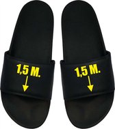 Cadeau Kerstmis - Cadeau Kerst -Cadeau - Cadeau Badslippers - Badslippers - 1,5 Meter Corona Badslippers 42