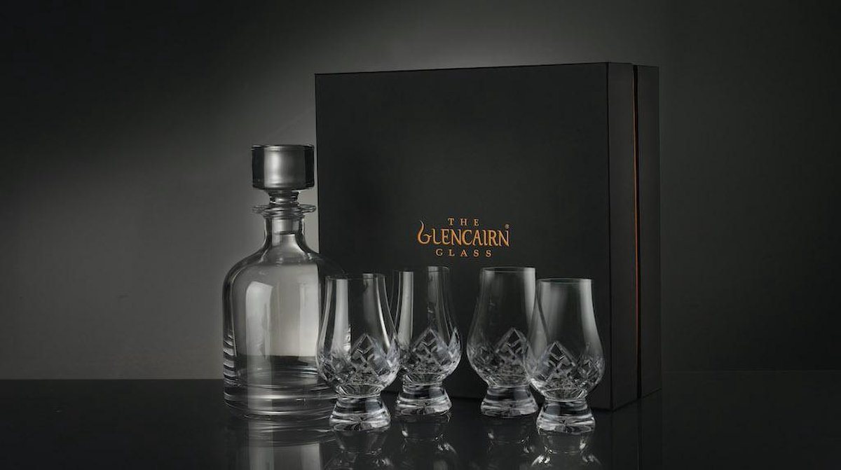 Geschenkset Karaf Iona en 4 Cut Whiskyglazen - Geschenkverpakking - Loodkristal - Glencairn Crystal Scotland