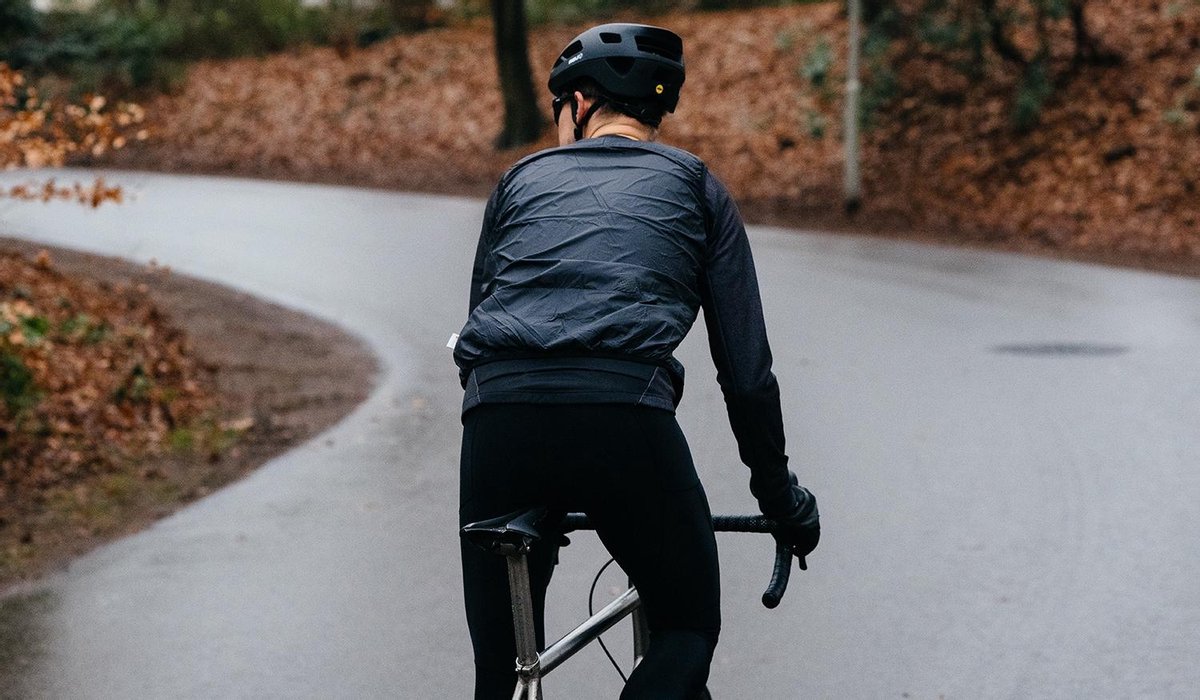 AGU Padded Body Essential Heren - Zwart - XXL | bol.com