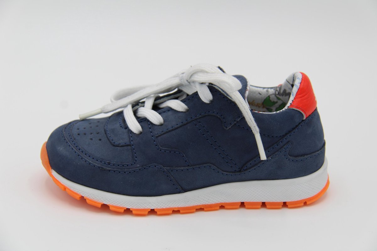 Jochie blauwe sneaker rode zool- maat 25 - Schoenen.nl