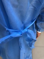 ISOLATIESCHORT BLAUW SS 40 Gr - Wegwerp Lange mouwen met elastiek - Waterafstotend - Non woven - Verpakt per 20 stuks