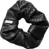 Ellastiek scrunchie Zwarte slangenprint met Leren Look - haarelastiekjes - haar accessoire - luxe uitstraling en kwaliteit- Handmade in Amsterdam (Jasmijnstiek)