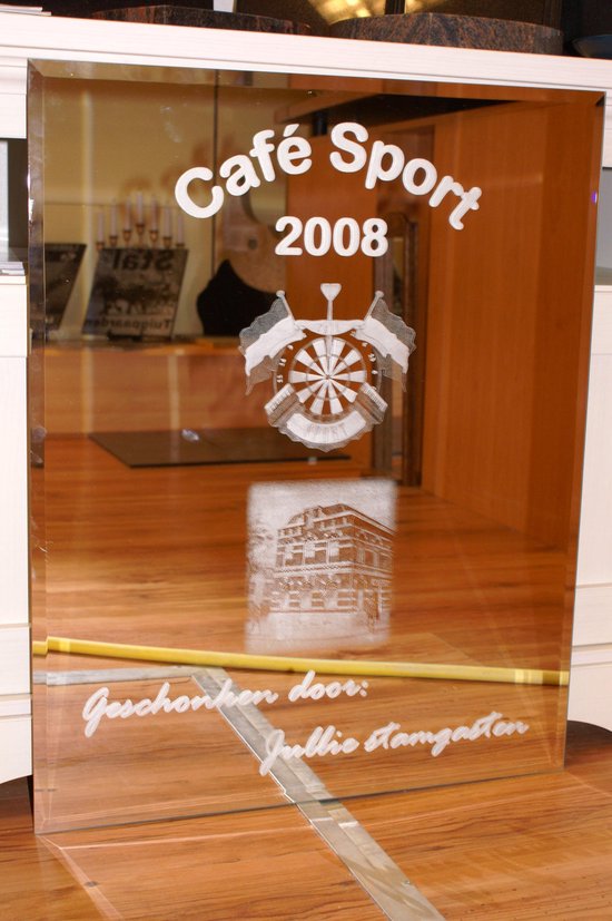 Spiegel graveren met tekst, foto, afbeelding of logo. Formaat spiegel 60 cm  x 60 cm... | bol.com