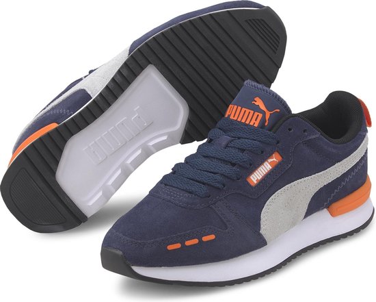 PUMA R78 SD Jr Unisex Sneakers - Peacoat/Gray Violet/Dragon Fire - Maat 39  | Bestel nu!