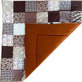 Popjes & Zo- Speelkleed boxkleed 100 x 100 cm patchwork diertjes & verkeer - roestbruin