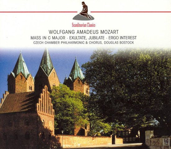 Voorkant van cd-hoesje: Scandinavische klassieke muziek, Mozart, met afbeelding van een oude bakstenen kerk in de zon.