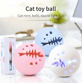 Interactief Kattenspeeltje - Rollend Kattenspeelgoed - Kattenspeelgoed - Bal - Kattenbal -  Ballenset - Speelgoed Katten - Lichteffect - Lichtgevend - Bel - Kattenkruid – Catnip -