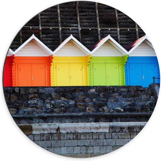 Dibond Wandcirkel - Gekleurde Strandhuisjes op een rij - 70x70cm Foto op Aluminium Wandcirkel (met ophangsysteem)